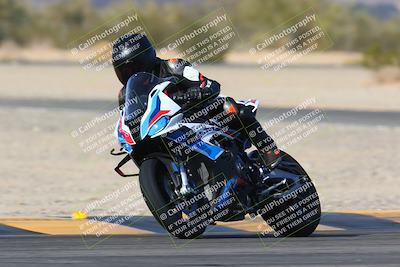 media/Jan-13-2024-SoCal Trackdays (Sat) [[9c032fe5aa]]/Turn 4 (135pm)/